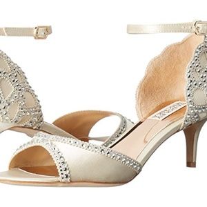 Badgley Mischka Gillian Ivory Shoes